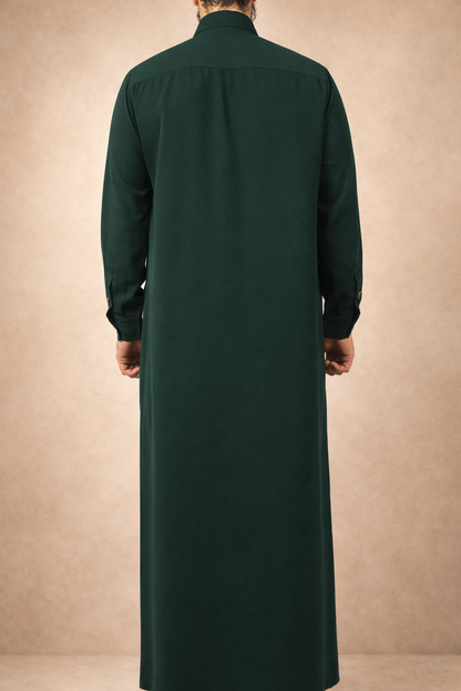 Donkergroene heren qamis met overhemdkraag uit de Adab-collectie